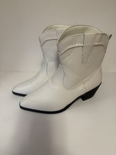 Sole Mates Short Top Women's Cowboy Boots in White Sizew 11. Have Higher Heel.