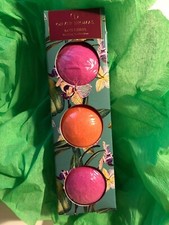 bath bomb bundle 6 bath fizzers, stocking fillers