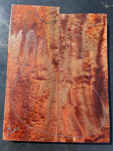 Pomelle quilted sapele - quilted,