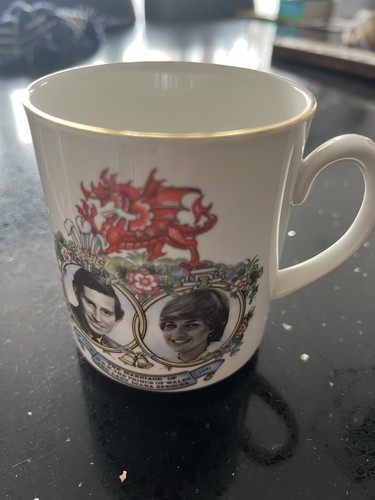 Vintage 1981 commemorative - vintage,