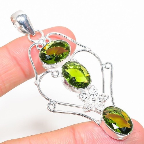 Green peridot gemstone - peridot,