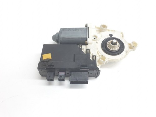 1488737080 front power window