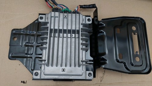 Mazda bose amplifier - ,