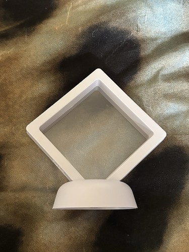 White floating frame - floating,