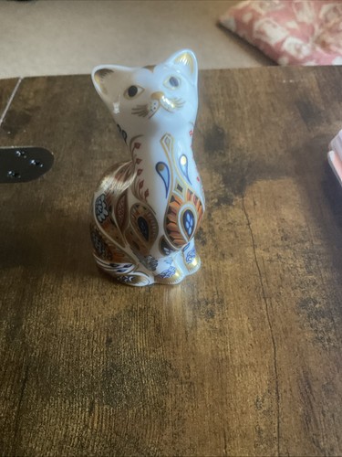Royal crown derby - crown,