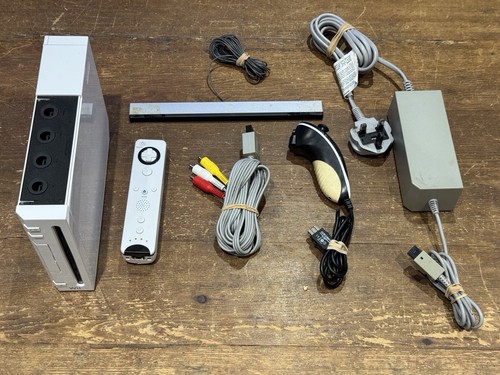 Nintendo wii console white pal - console,
