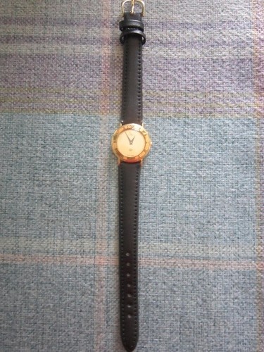 Gucci watch ladies authentic - watch,