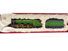 Hornby R3738 Limited Edition Gold-Plated Model of The Flying Scotsman, OO Gauge