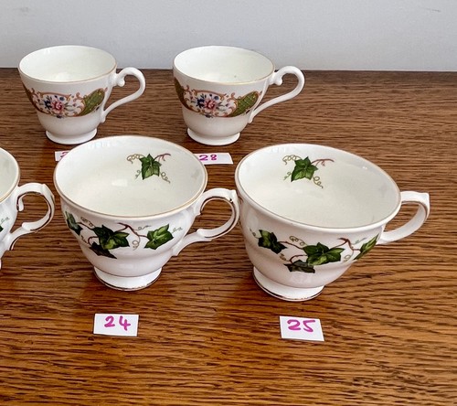 Large amount vintage - large, tea