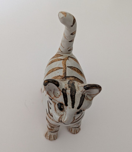 Ark vintage pottery cat - cat, with