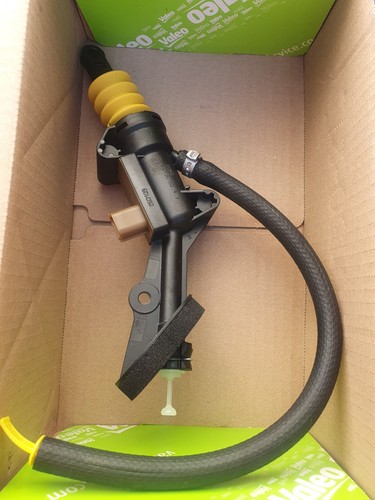Clutch master cylinder plastic - cylinder,