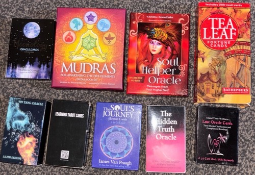 Oracle tarot cards - cards, decks