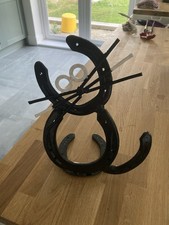 Horseshoe Cat. Horseshoe Art