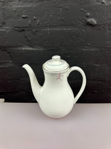 Royal doulton carnation - royal,