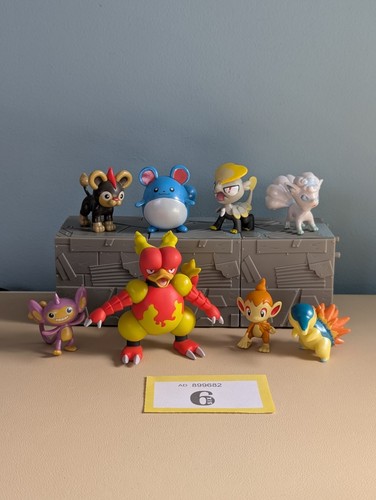Pokémon figure bundle toys - figure,