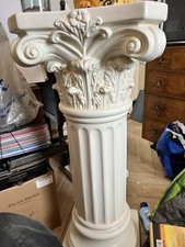 Corinthian Style Pedestal