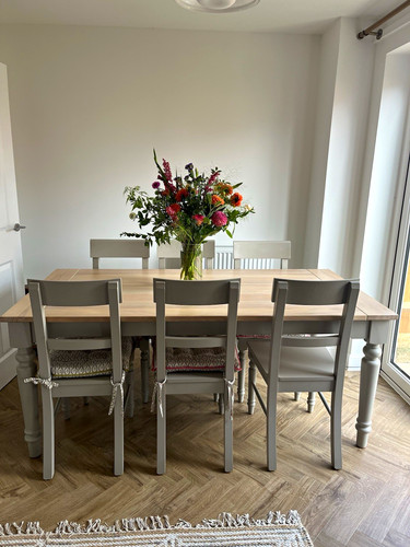 Laura ashley dorset pale - laura,
