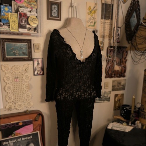Frederick hollywood lace - of,