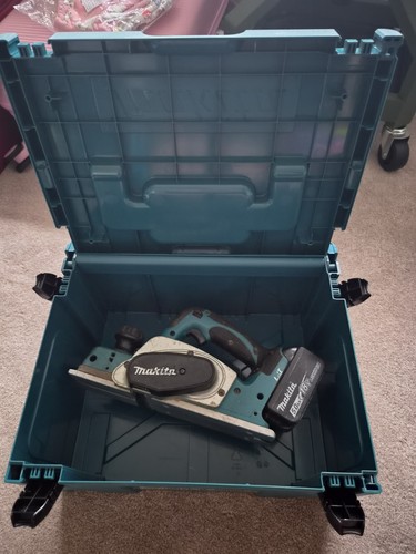 Makita 18v lxt - 18v,
