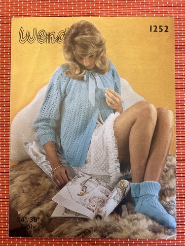 Pretty vintage lacy - 60’s,