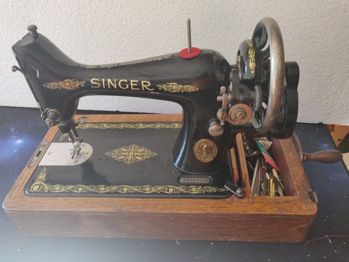 Antique singer 128 hand - singer,