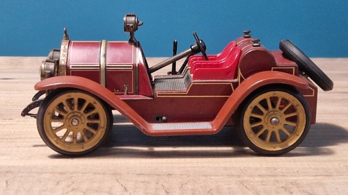 Schuco old timer - timer, car
