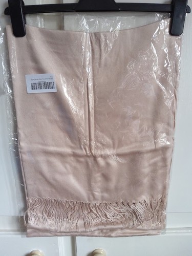 Champagne coloured - champagne,