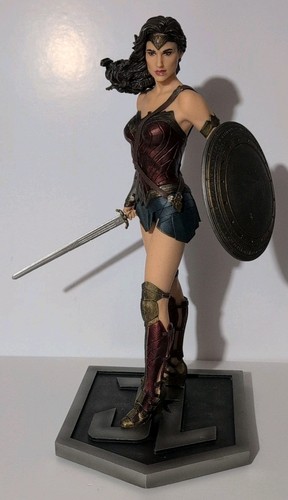 Justice league wonder woman - justice,