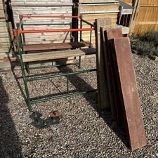 4 Foot By 4 Foot Steel Scaffolding Tower Plus Boards,feet And Safety Bars