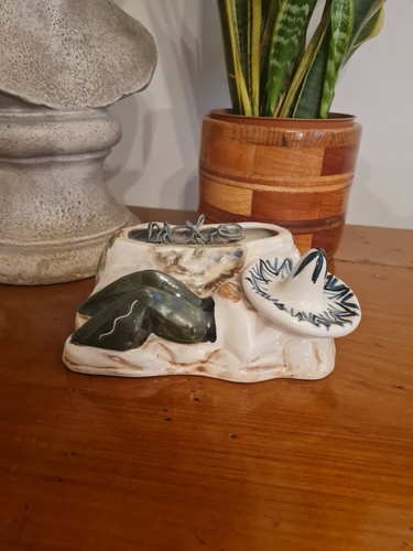 Vintage retro kitsch sleeping - retro/kitsch,