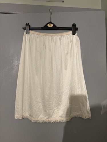 Petticoat size 14 - size,
