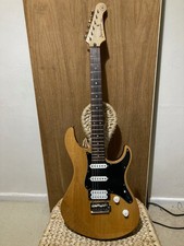 Yamaha Pacifica 412V Electric Guitar