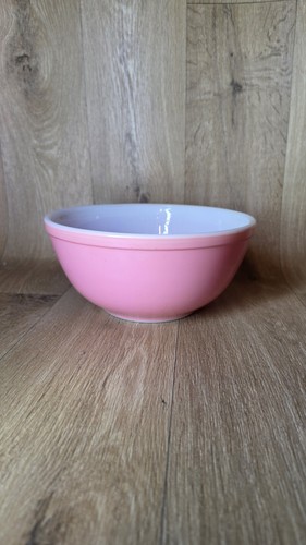 Vintage pyrex pink mixing - pyrex,