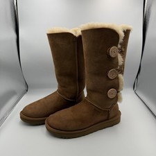 UGG Bailey Button Triplet II