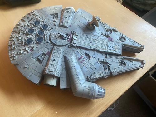 Millennium falcon toy - falcon, toy,