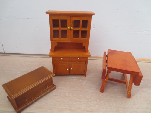 New dolls house furniture - dolls, misc