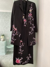 Fabulous Linea Embroidered