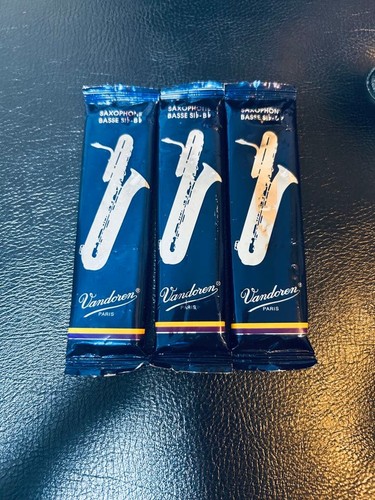 Vandoren bass saxophone reed