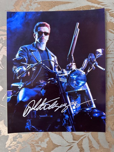 Terminator signed 8 10 - terminator, 2