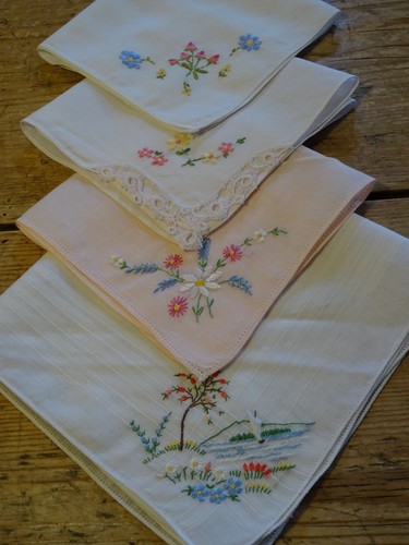 Vintage ladies embroidered - 4,