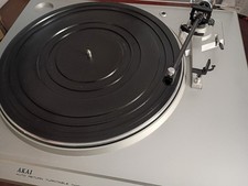 Akai AP-B110 Turntable + Sony