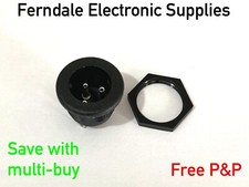 Bulgin PX0429 Chassis plug for