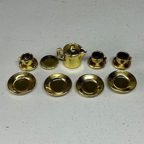 Vintage miniature tea set - tea,