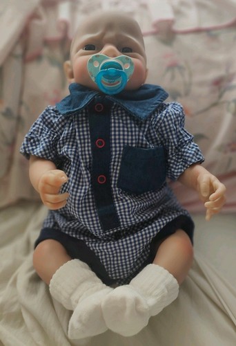 Gorgeous reborn doll - gorgeous,