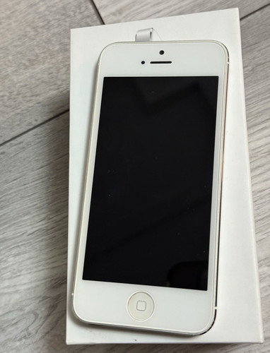 Apple iphone 16gb - iphone,