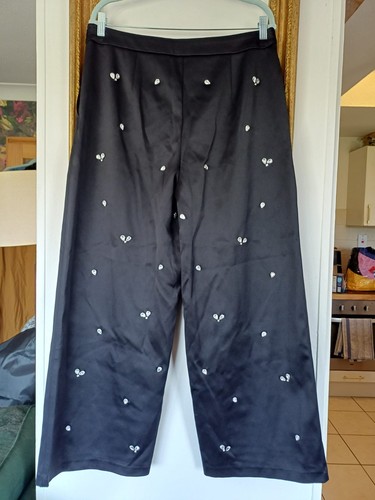 Marks spencer black - &,