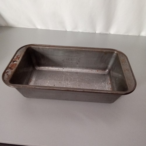 Vintage metal loaf pan - vintage,