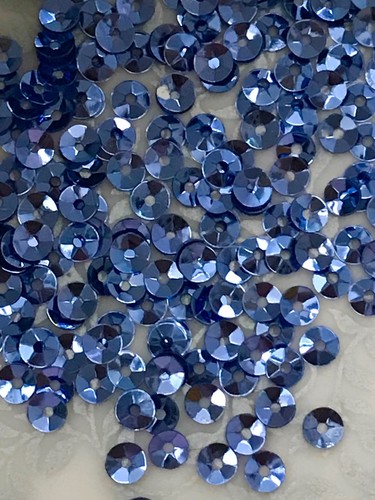 Sequins 4mm light sapphire - 4mm,