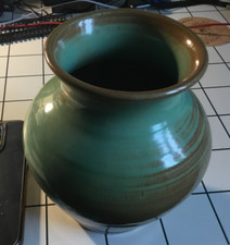 Prinknash pot 6 inches tall - green & terracotta - original