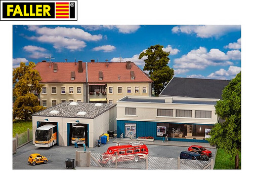 Faller 130120 bus depot - h0,